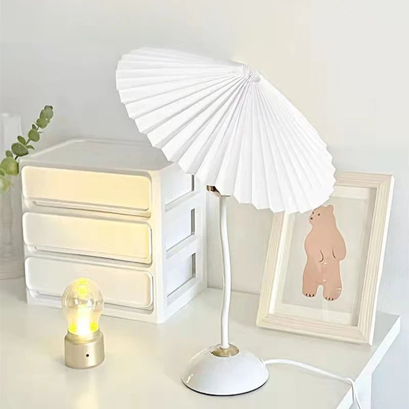 Lampe de Table LED Nordique - Lumière de Nuit Rétro