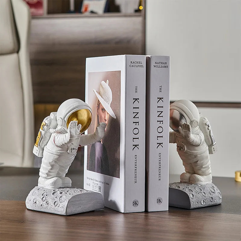 Serre-Livres Créatif Astronaute Nordique - Décoration Moderne pour Chambre d'Enfant et Bureau